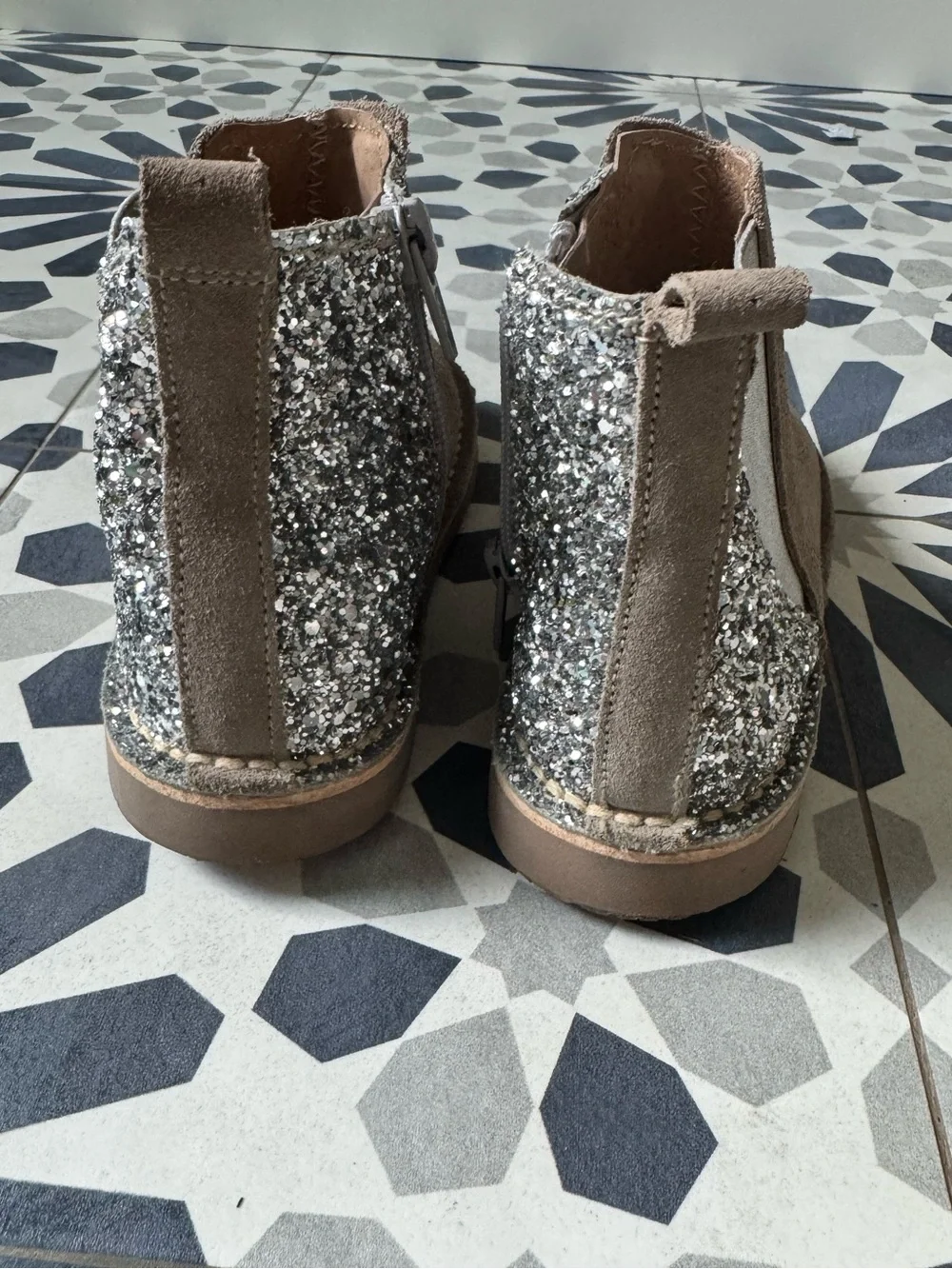 Kids Taupe Suede Glitter Boots size 11